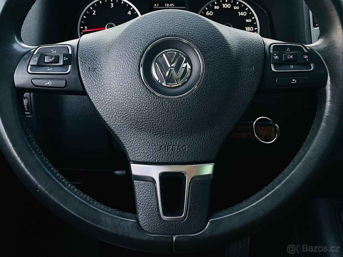 2013 Volkswagen TIGUAN - 16