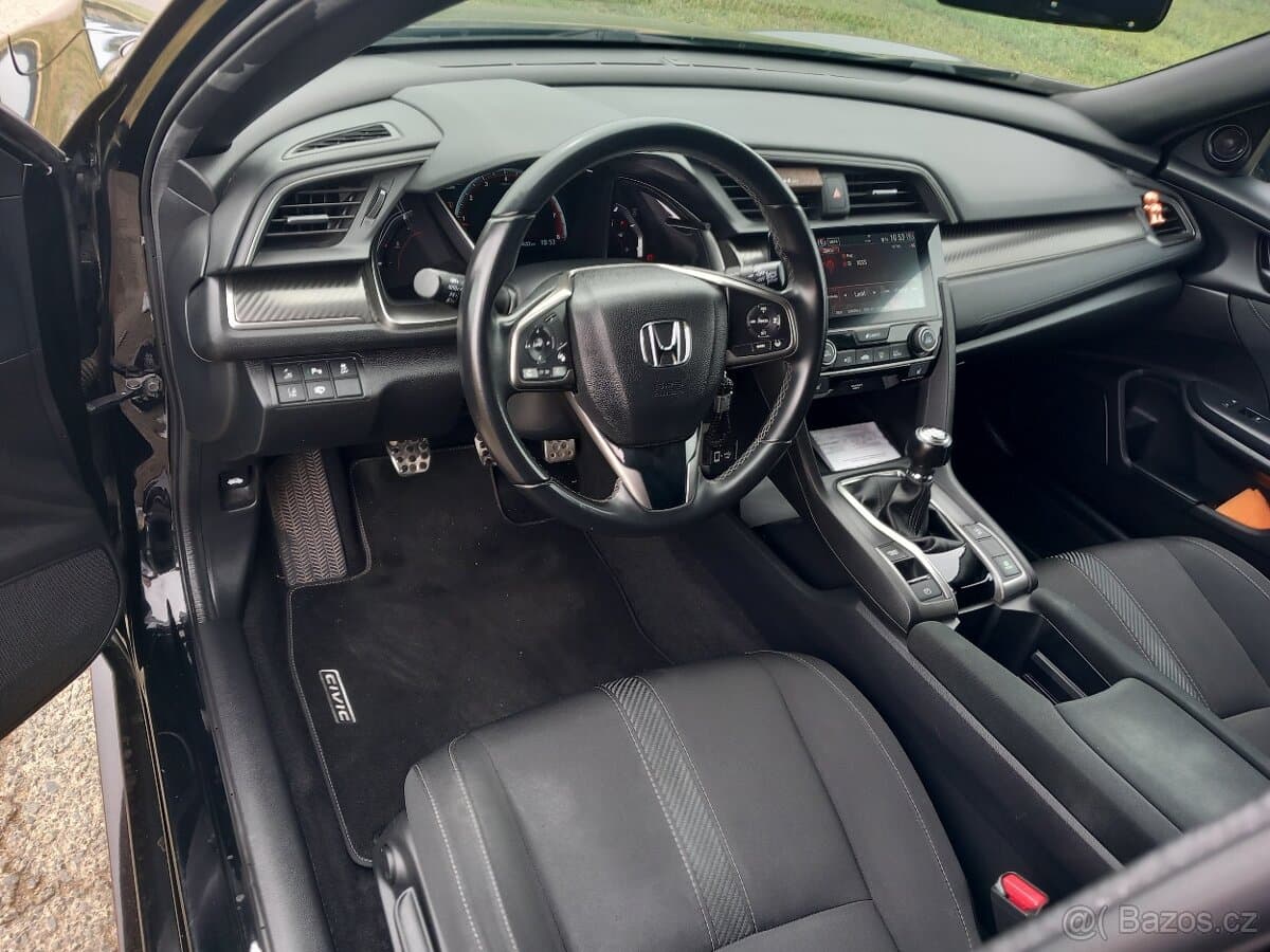 2017 Honda CIVIC - 16