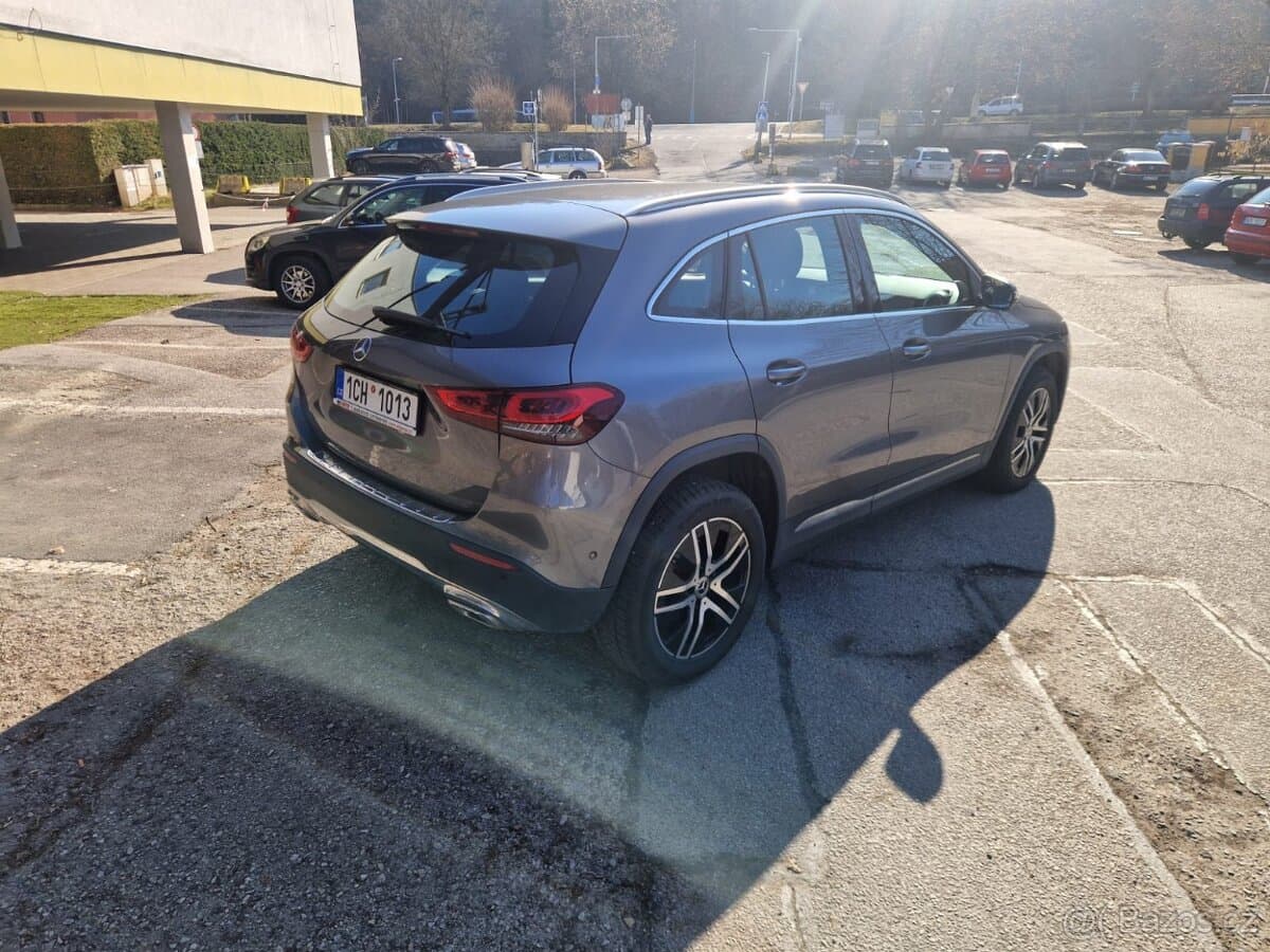 2022 Mercedes-Benz GLA - 16