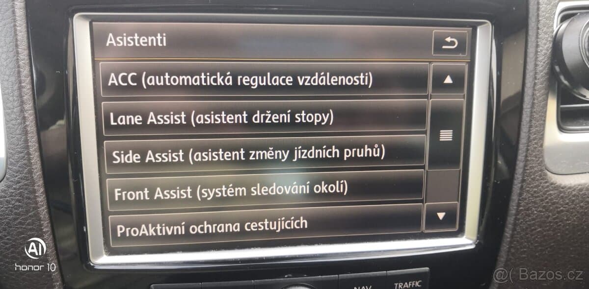 2013 Volkswagen TOUAREG - 16