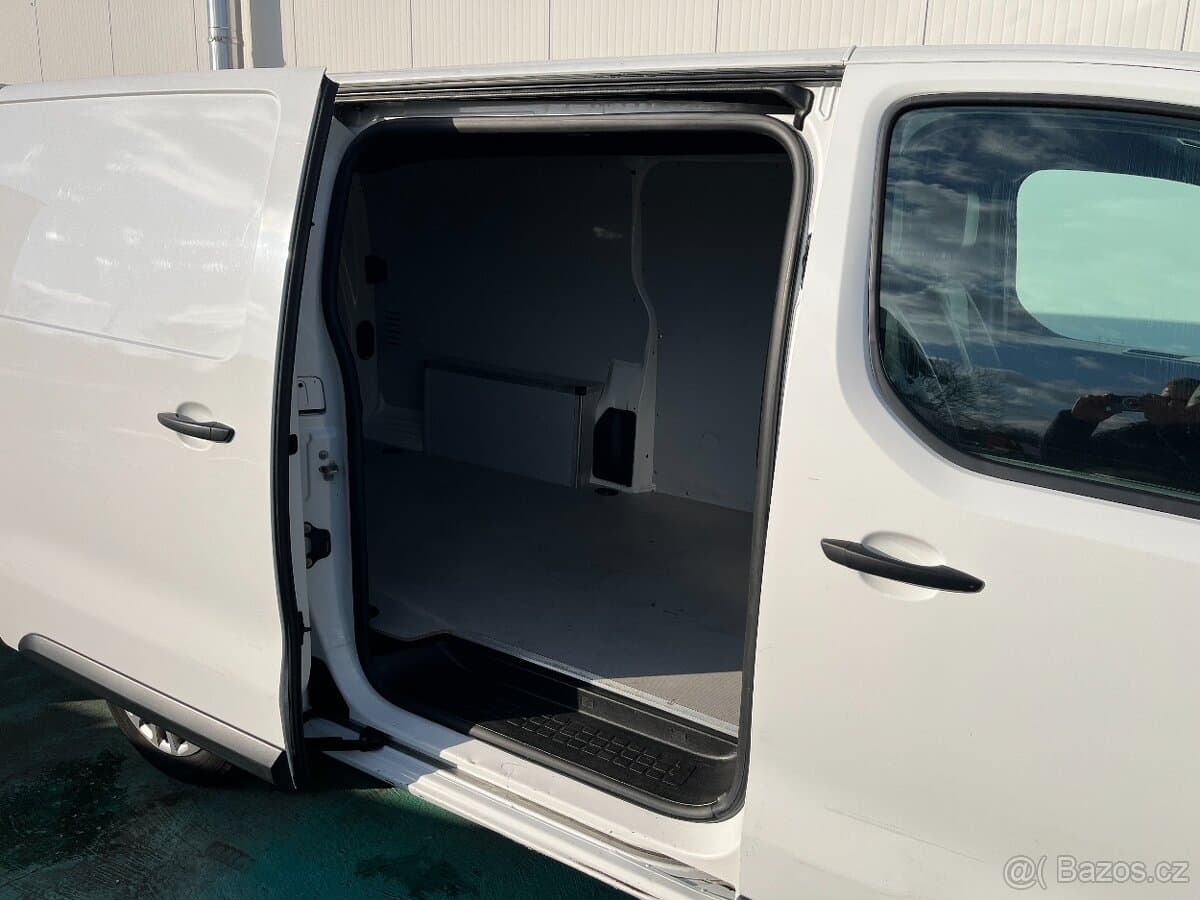 2021 Opel VIVARO - 16