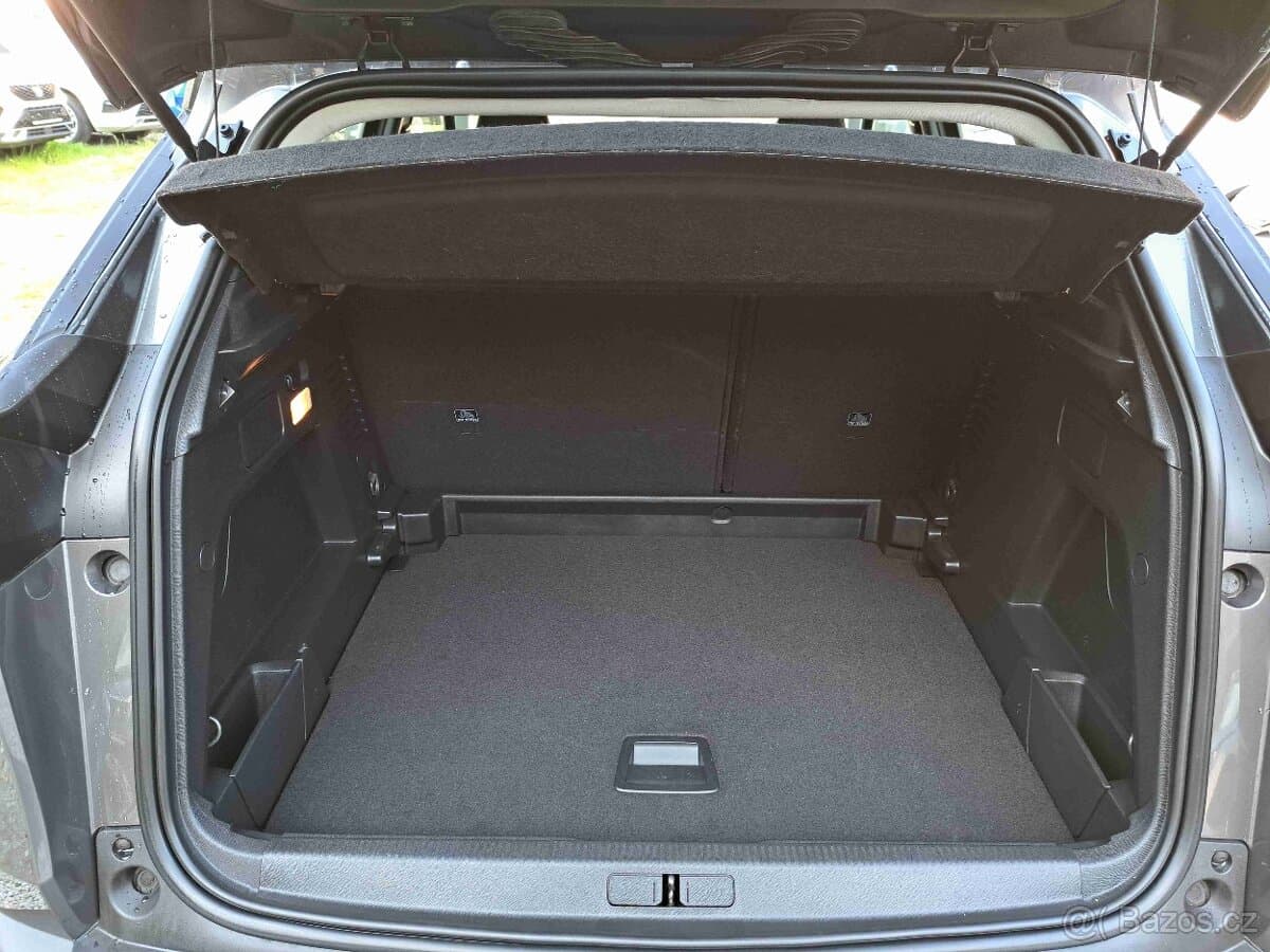 2022 Peugeot 3008 - 16