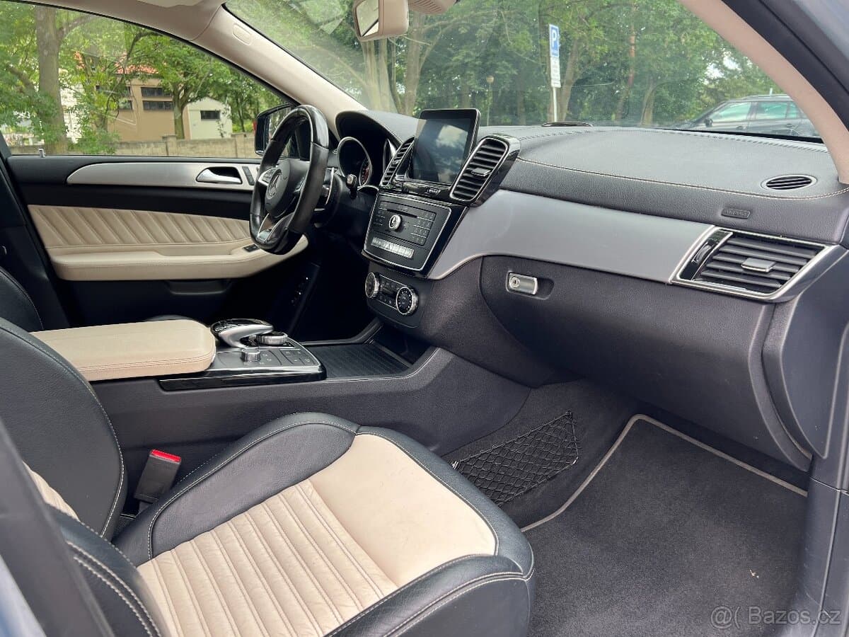 2017 Mercedes-Benz GLE - 16