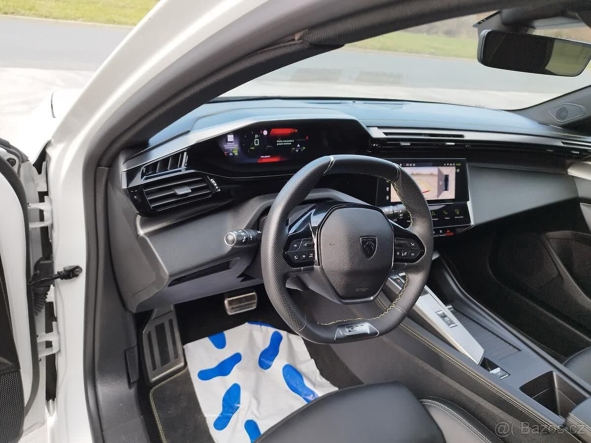 2023 Peugeot 308 - 16
