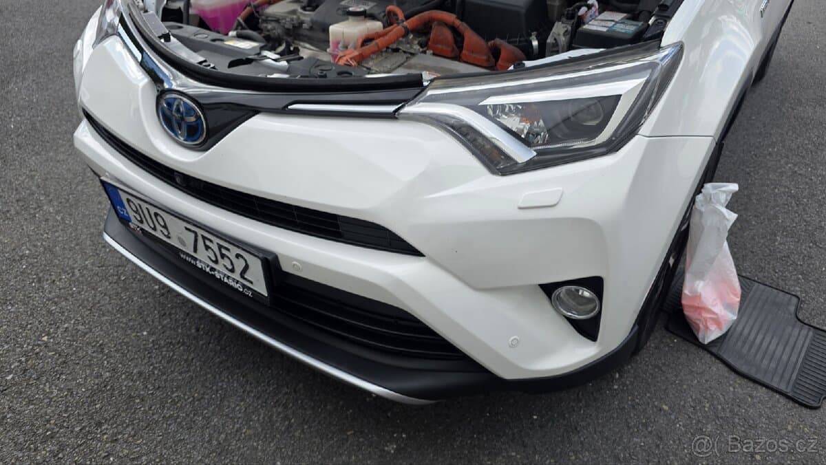 2019 Toyota RAV4 - 16