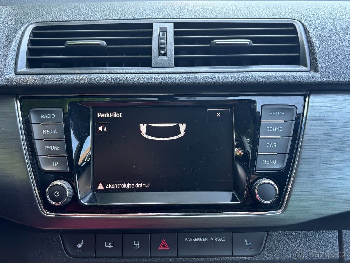2016 Škoda FABIA - 16