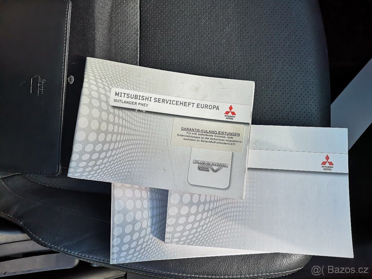 2014 Mitsubishi OUTLANDER - 16