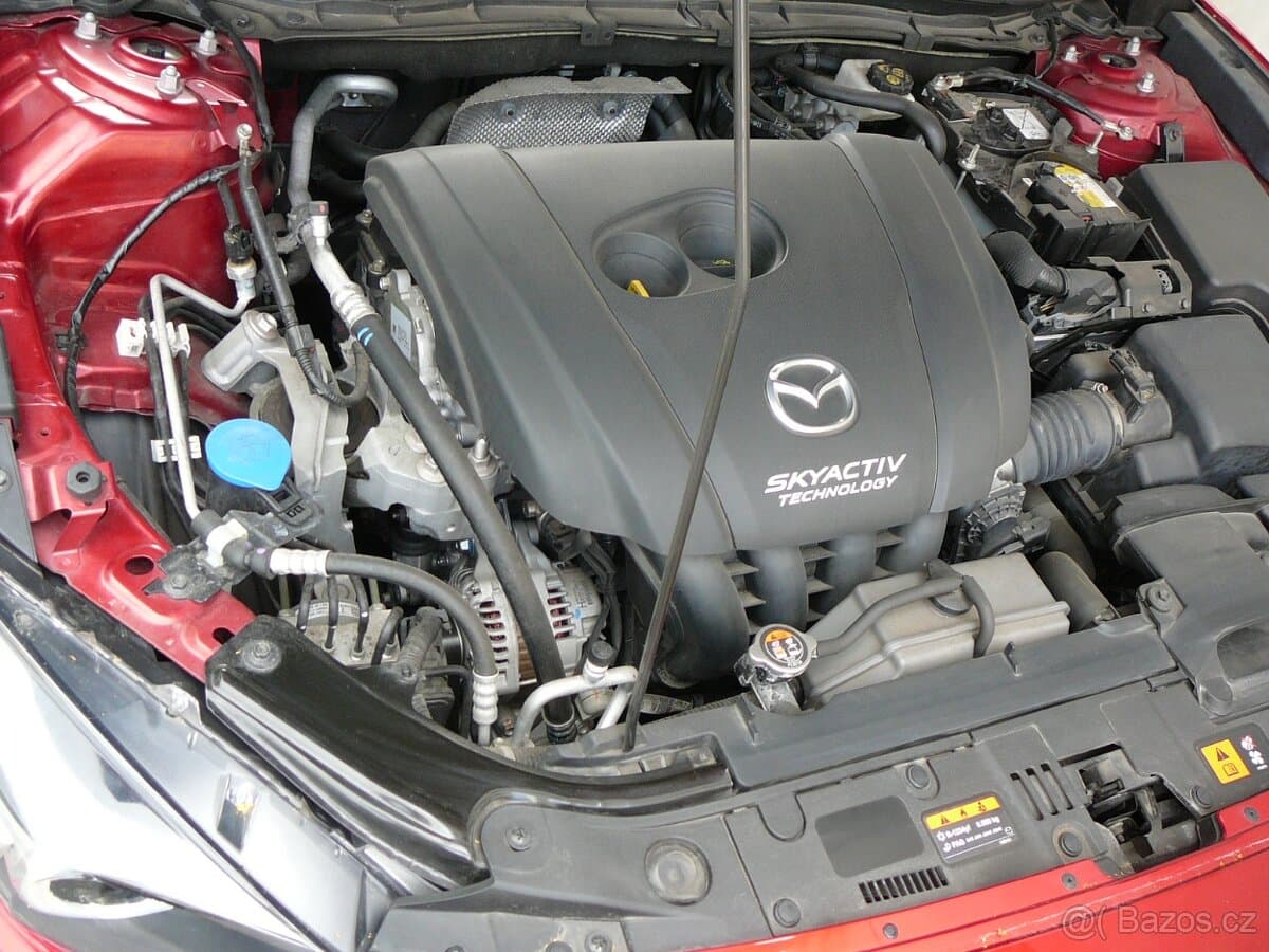 2018 Mazda 2 - 16