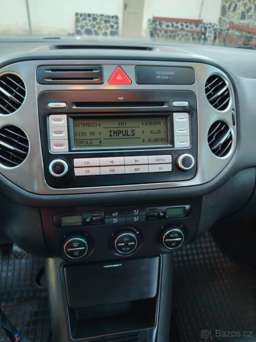 2008 Volkswagen TIGUAN - 16