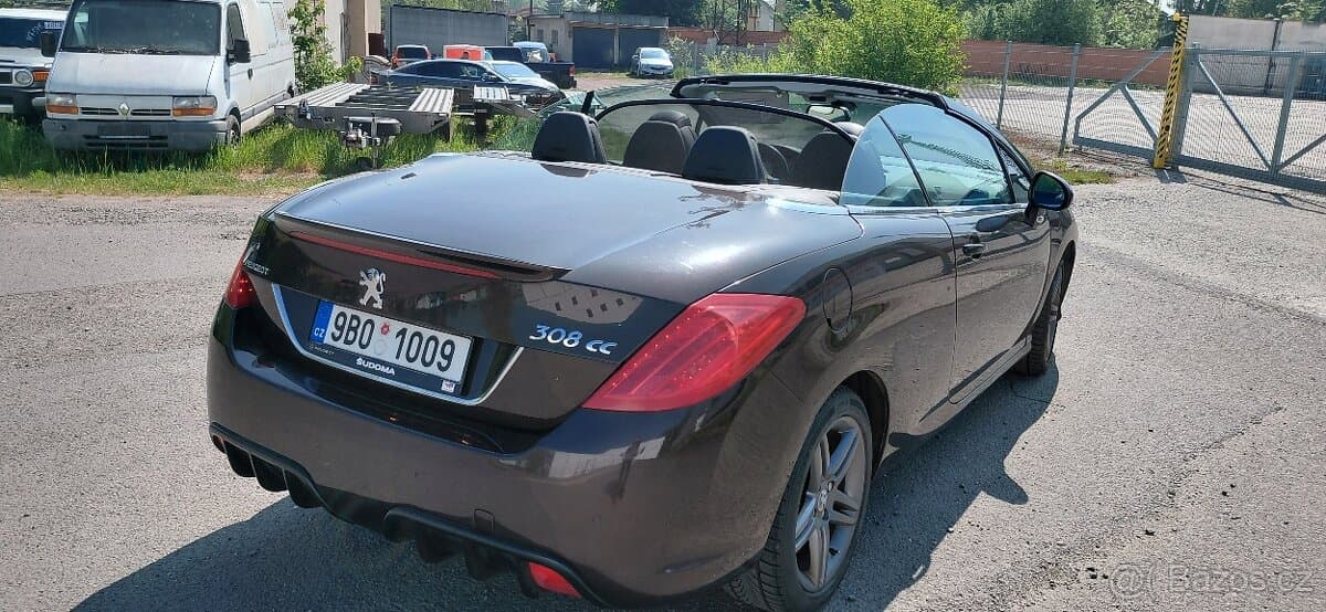 2010 Peugeot 308 - 16