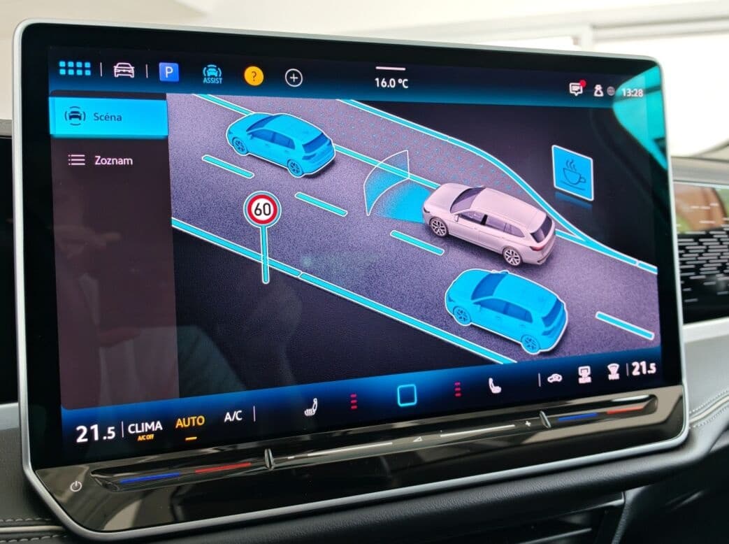 2025 Volkswagen PASSAT - 16