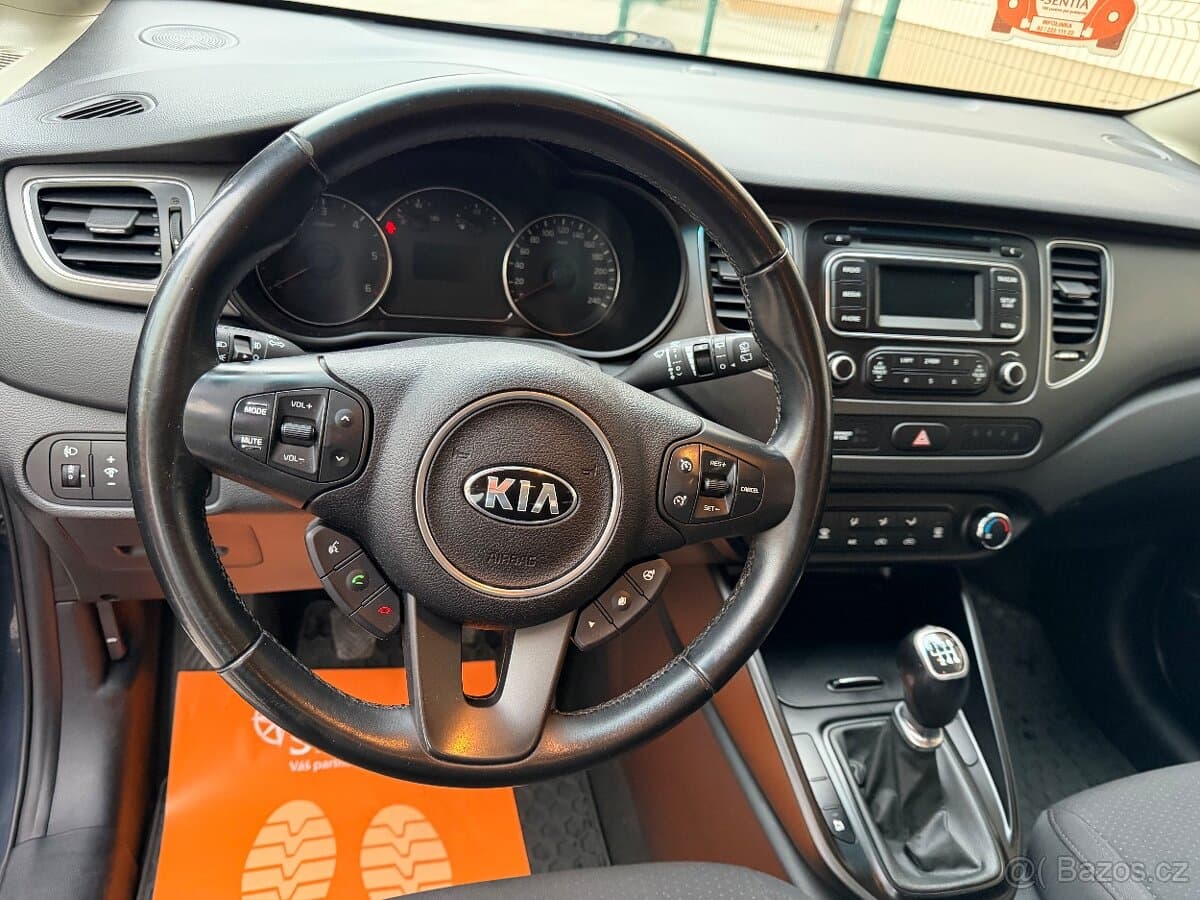 2013 Kia CARENS - 16