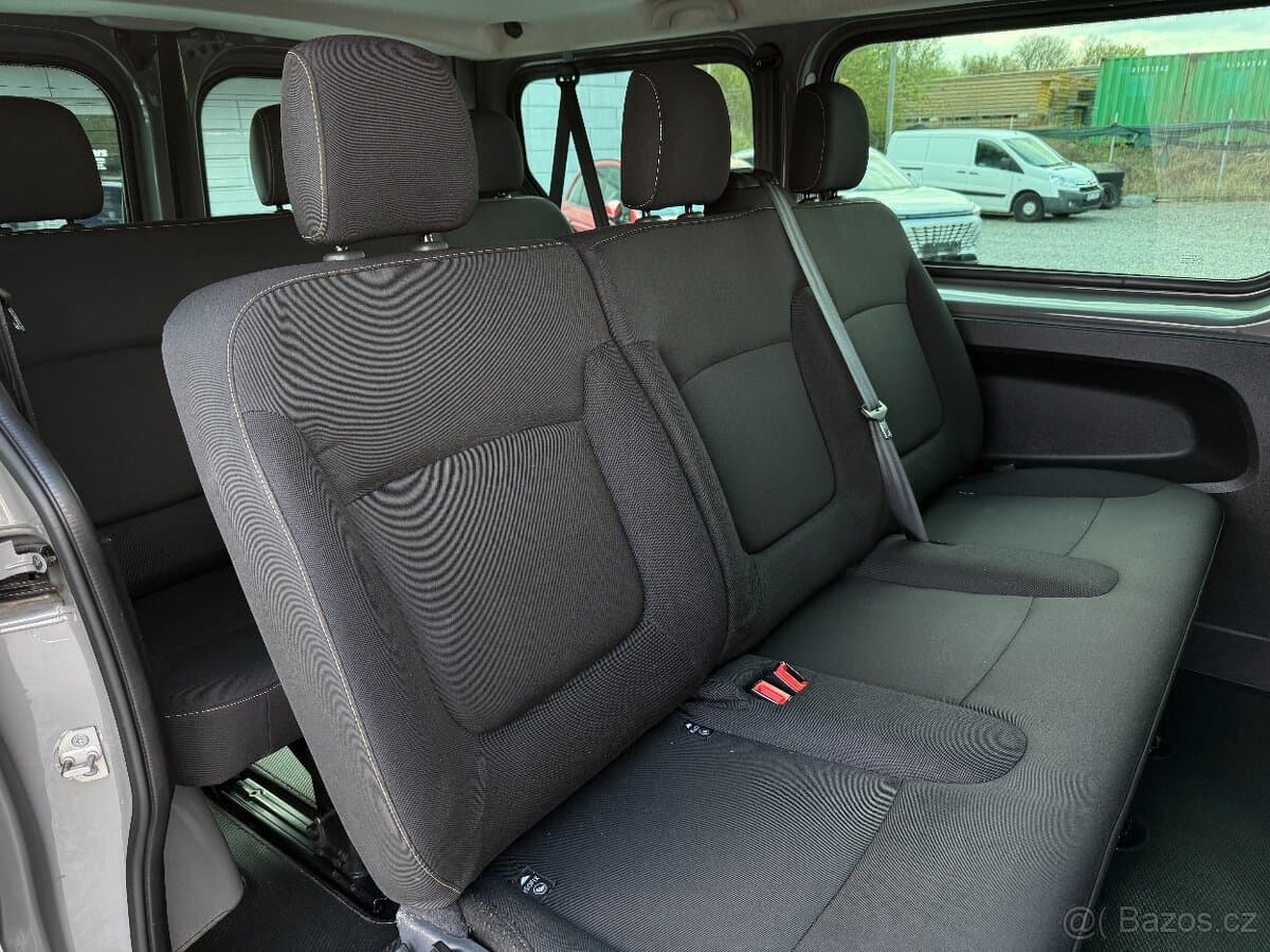 2019 Renault TRAFIC - 16