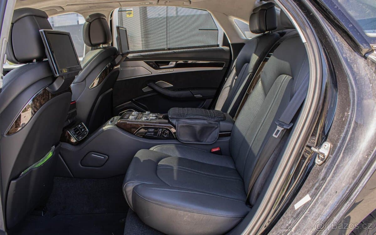 2012 Audi A8 - 16