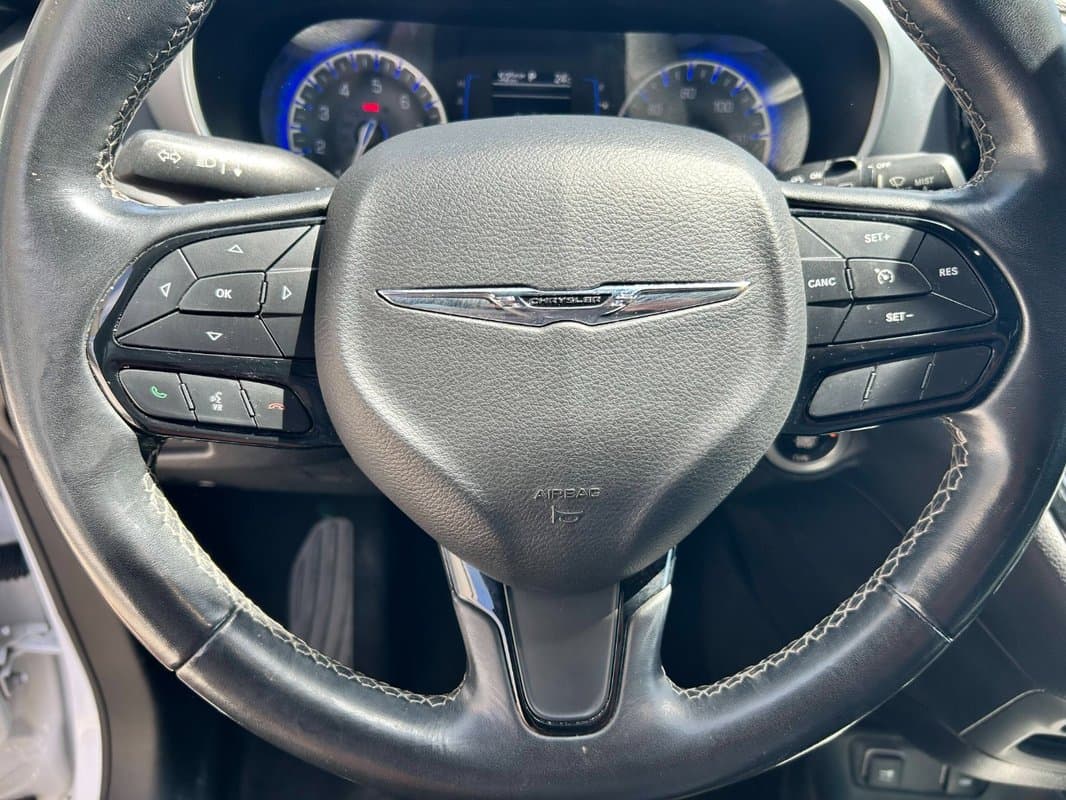 2019 Chrysler PACIFICA - 16