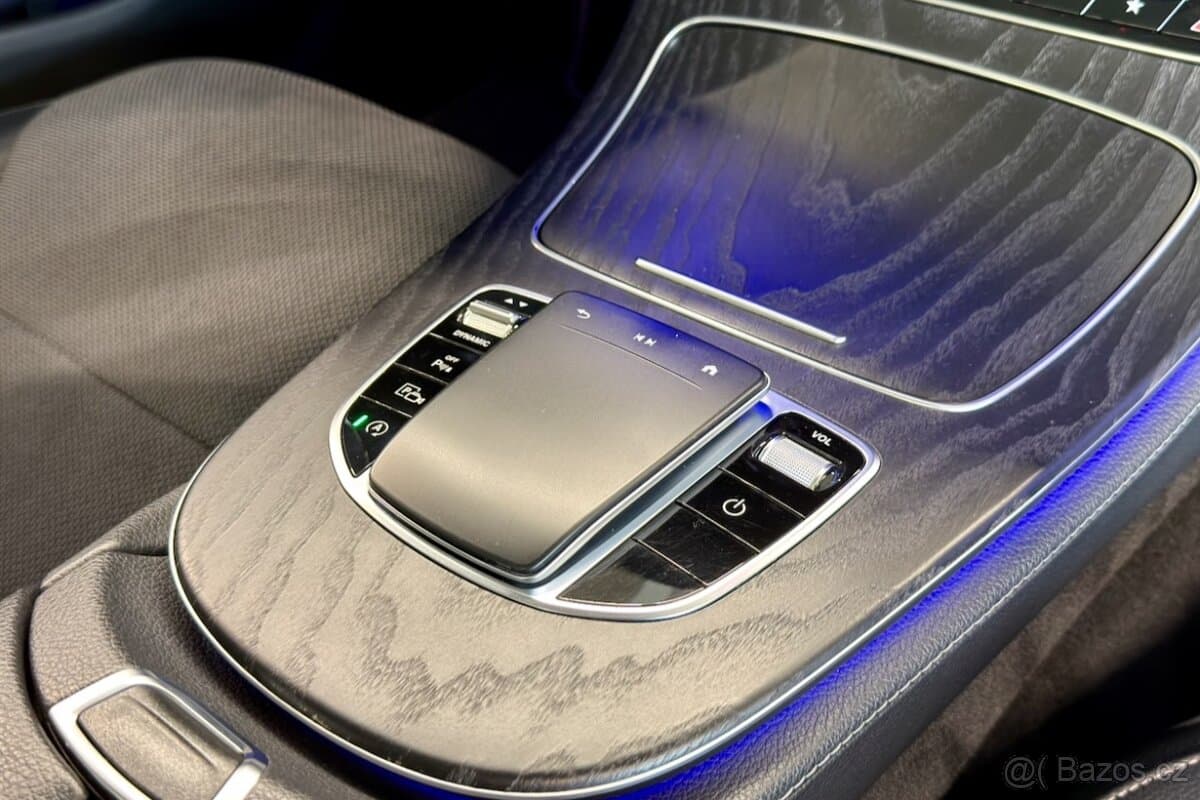 2020 Mercedes-Benz OSTATNÍ - 16