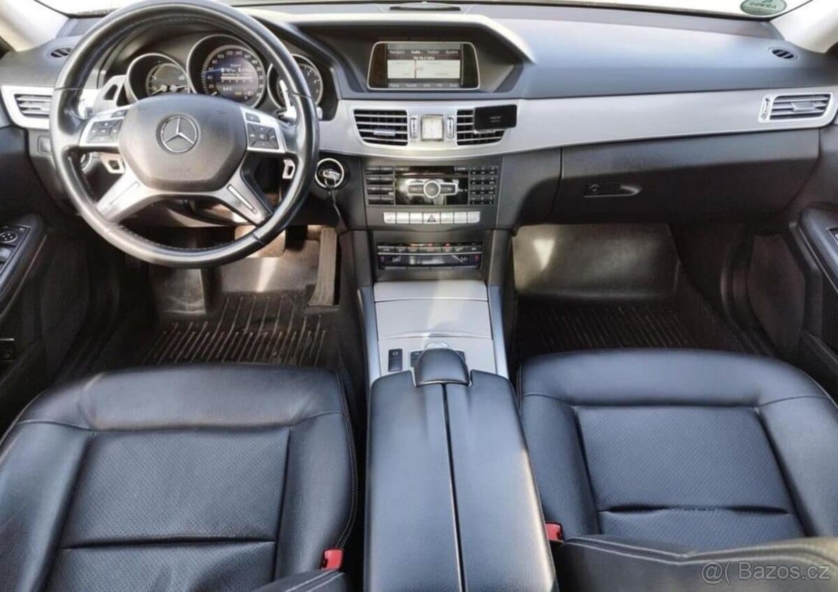 2015 Mercedes-Benz E-CLASS - 16