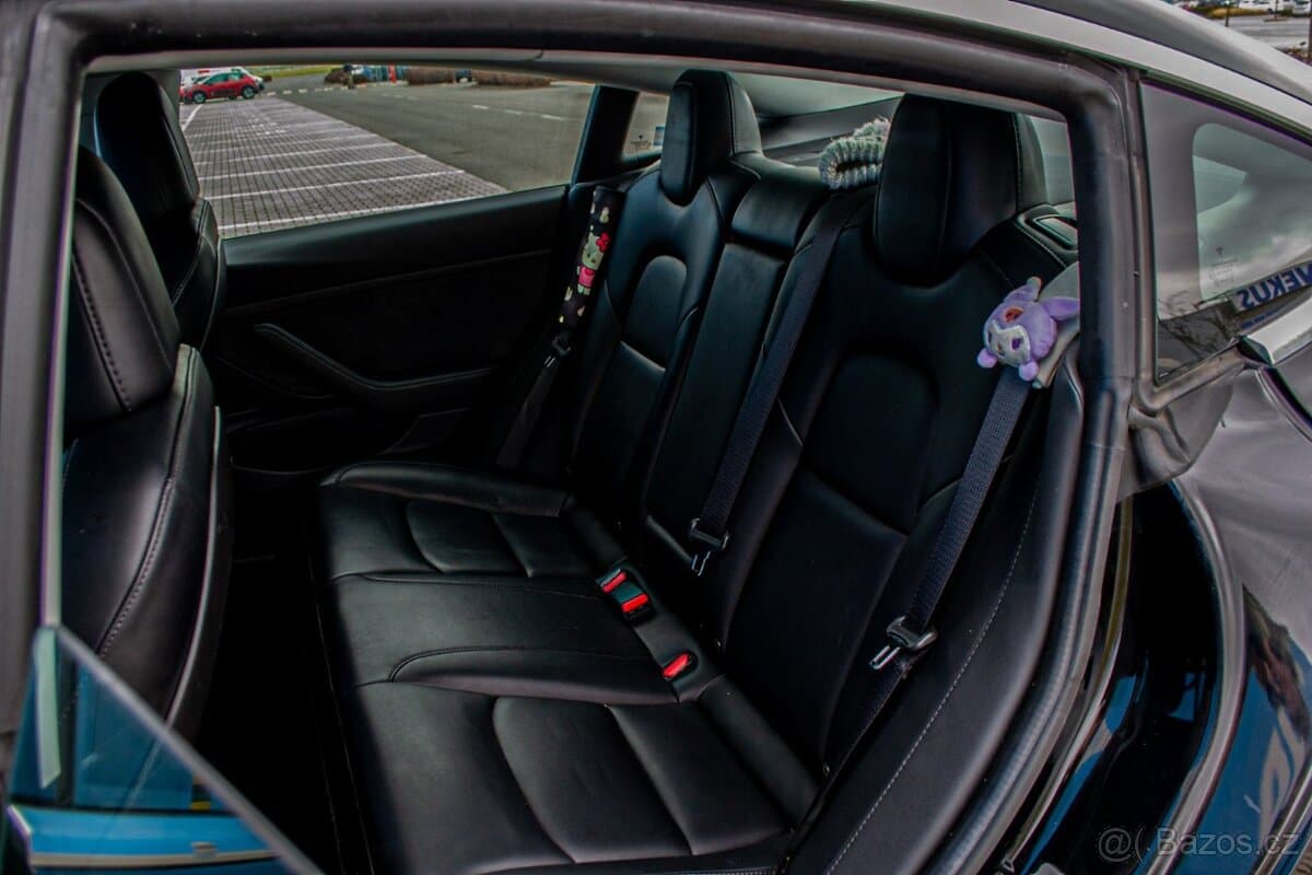 2019 Tesla MODEL 3 - 16