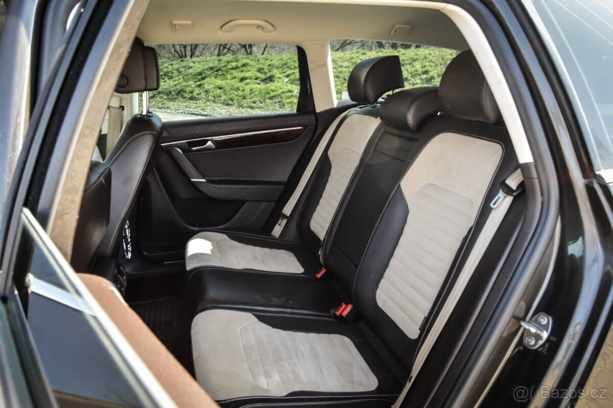 2014 Volkswagen PASSAT - 16