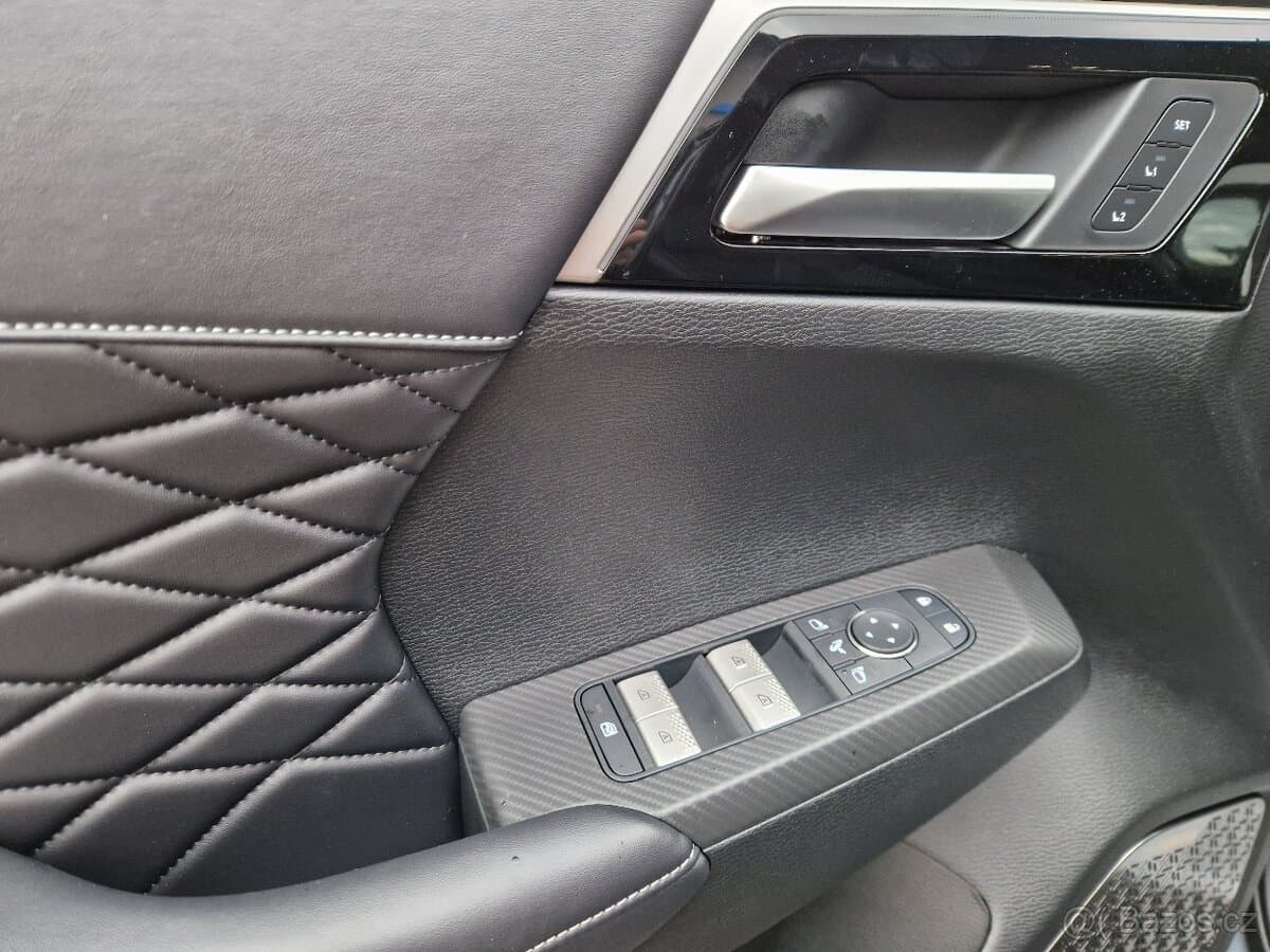 2026 Mitsubishi OUTLANDER - 16