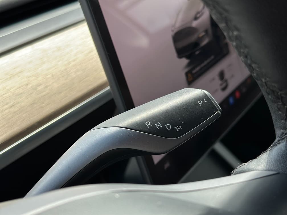 2023 Tesla MODEL Y - 16
