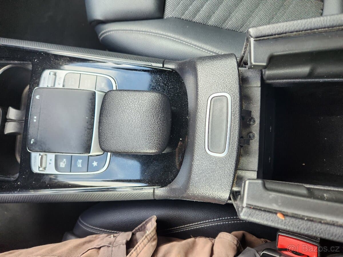 2020 Mercedes-Benz GLB - 16