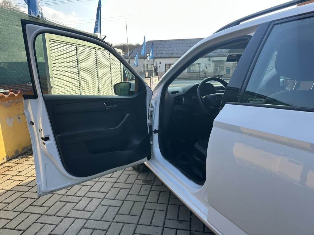 2021 Škoda FABIA - 16
