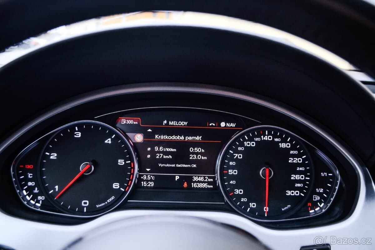 2016 Audi A8 - 16