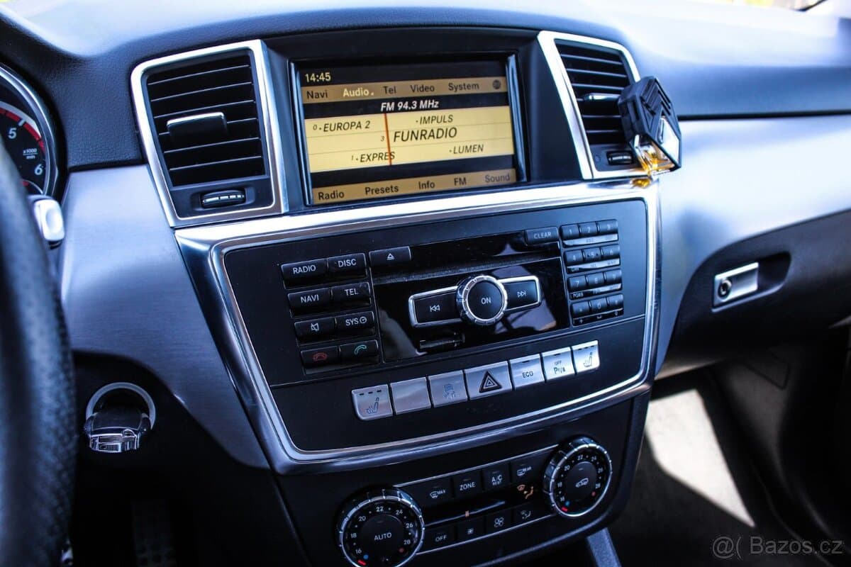 2011 Mercedes-Benz M-CLASS - 16