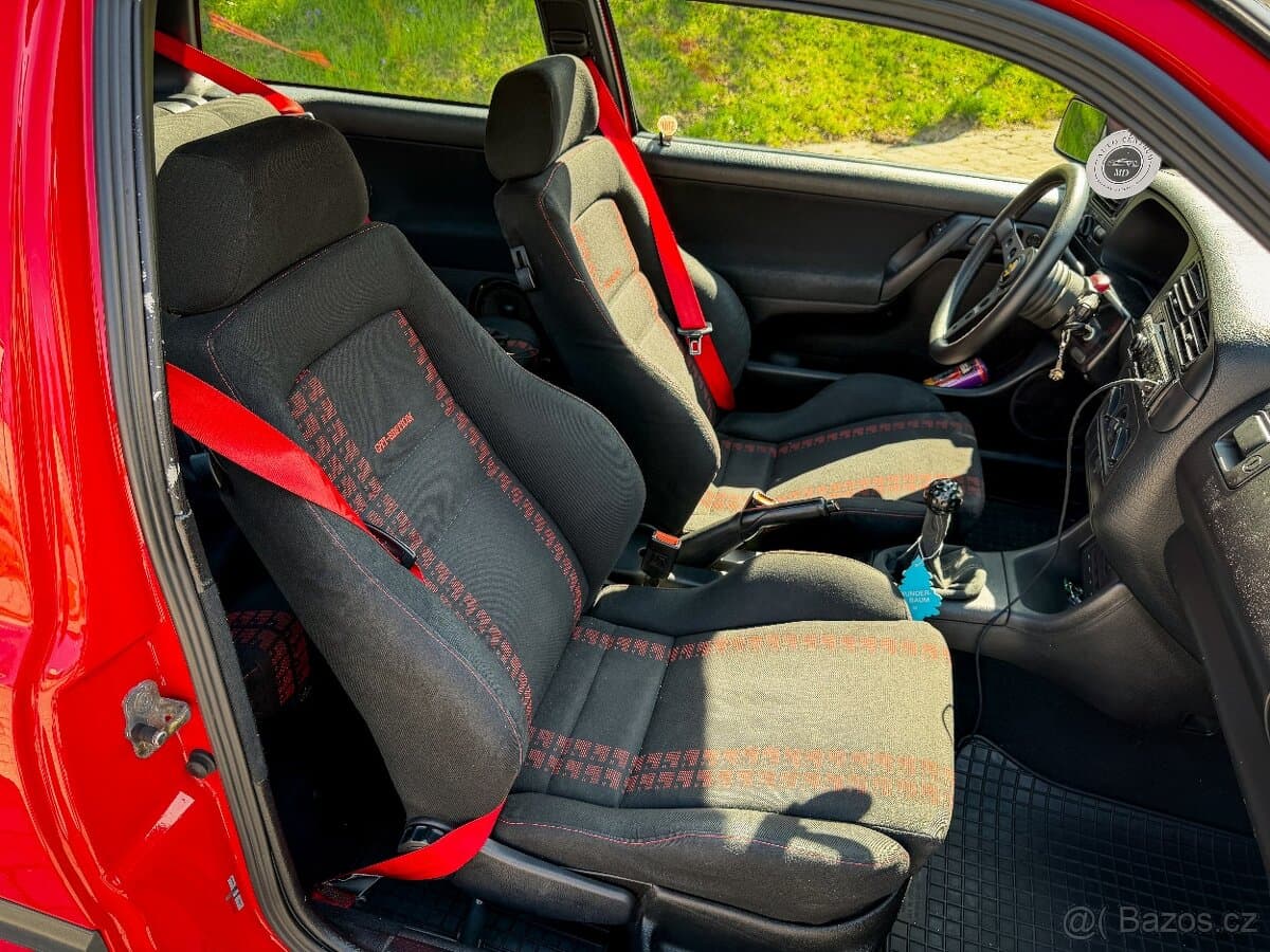 1995 Volkswagen GOLF - 16
