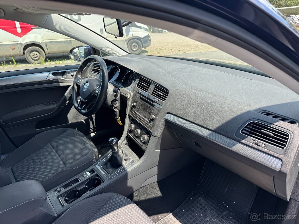 2020 Volkswagen GOLF - 16
