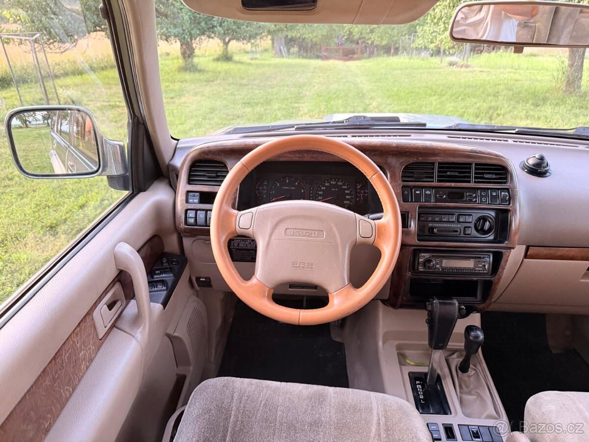 2001 Isuzu TROOPER - 16