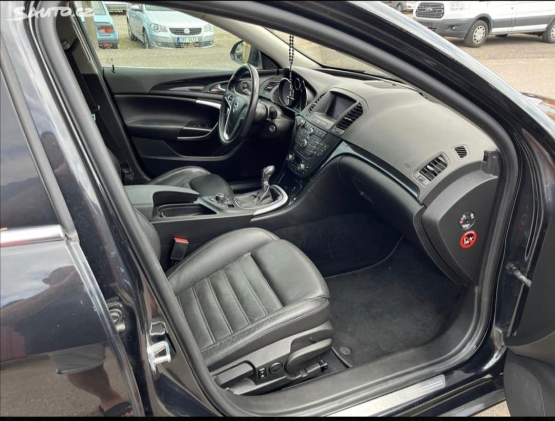 2010 Opel INSIGNIA - 16