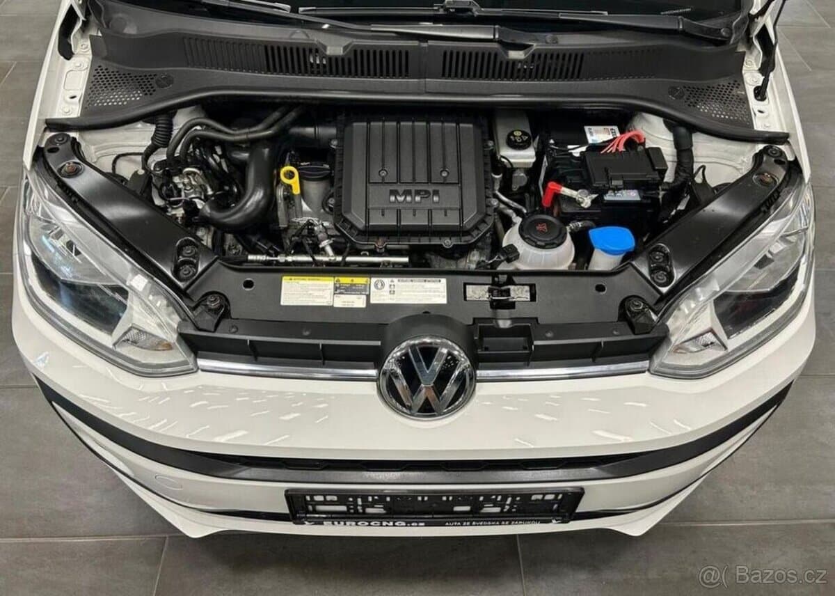 2017 Volkswagen UP! - 16