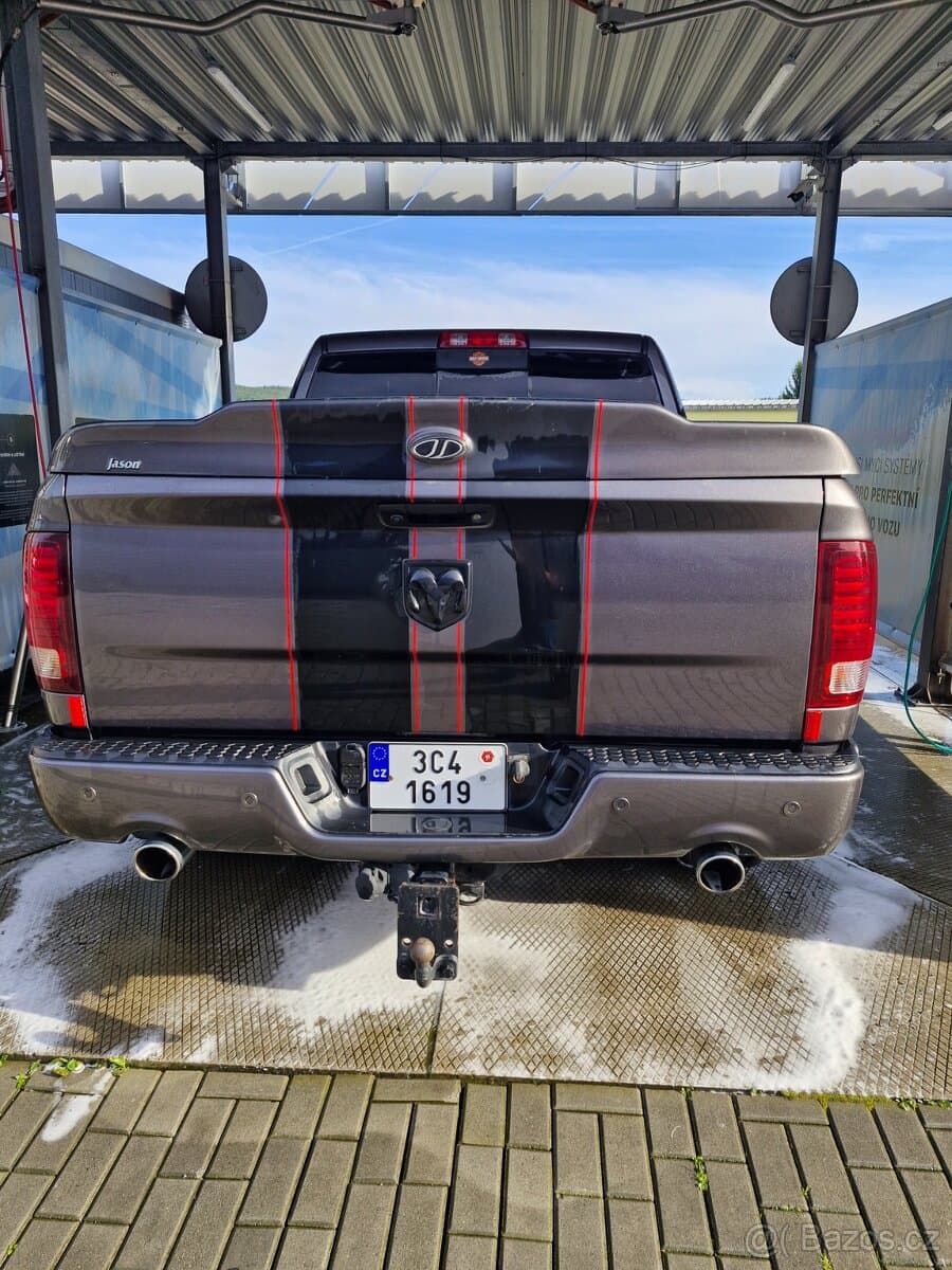 2017 Dodge RAM - 16