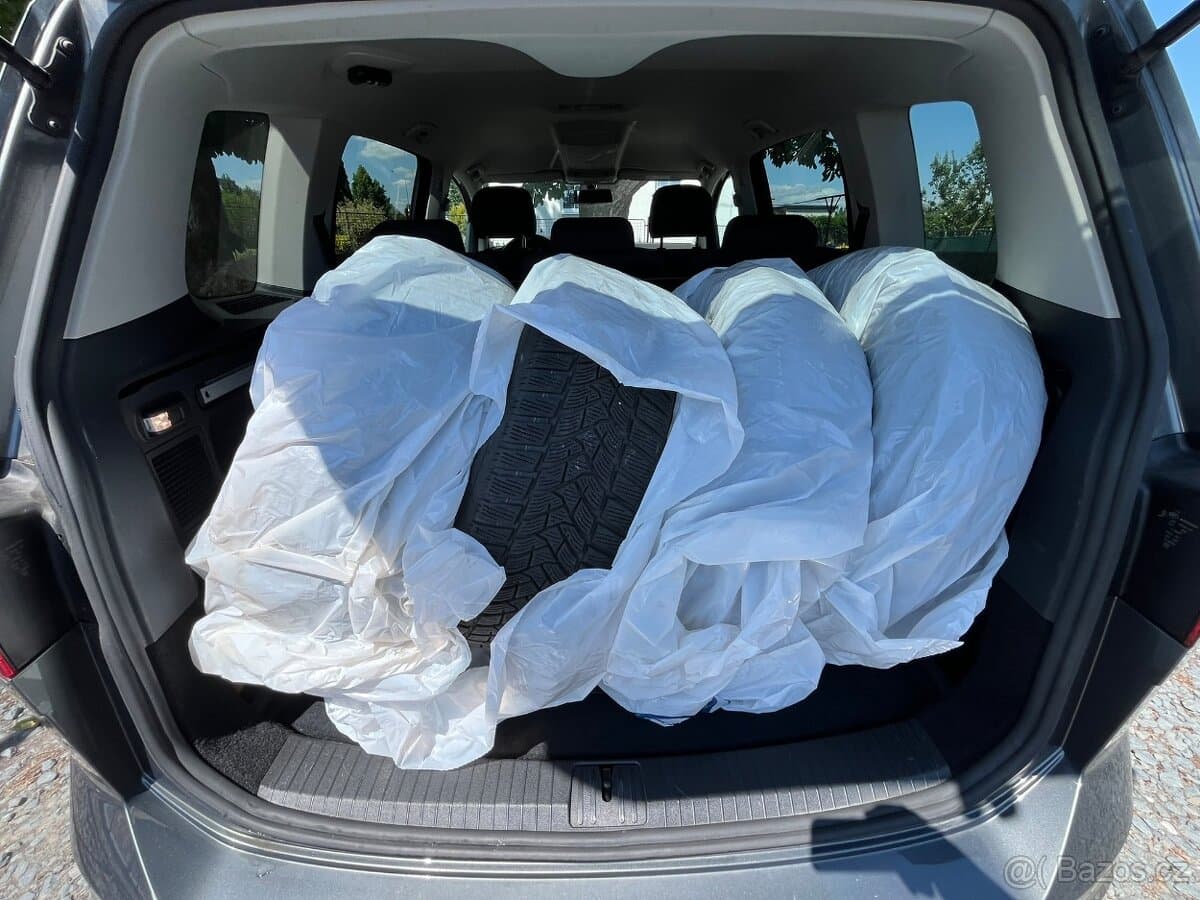 2016 Volkswagen TOURAN - 16
