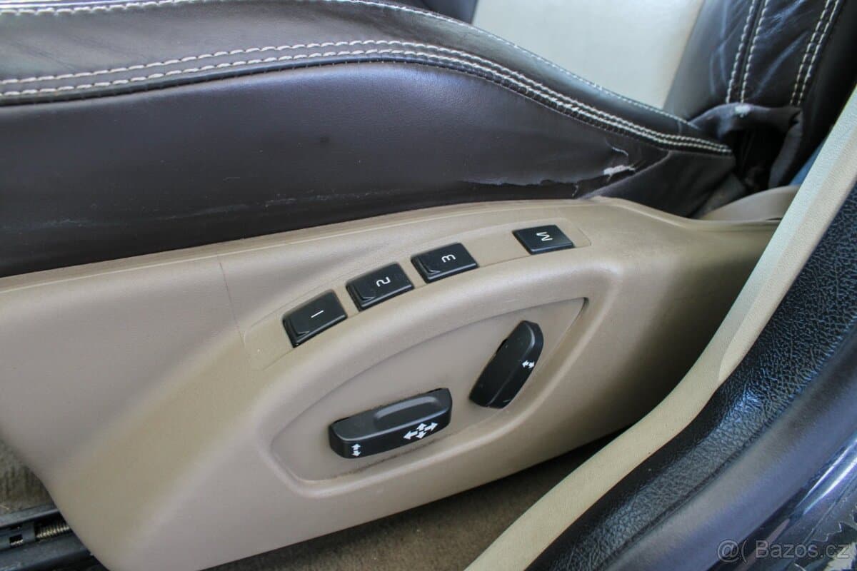 2009 Volvo XC60 - 16