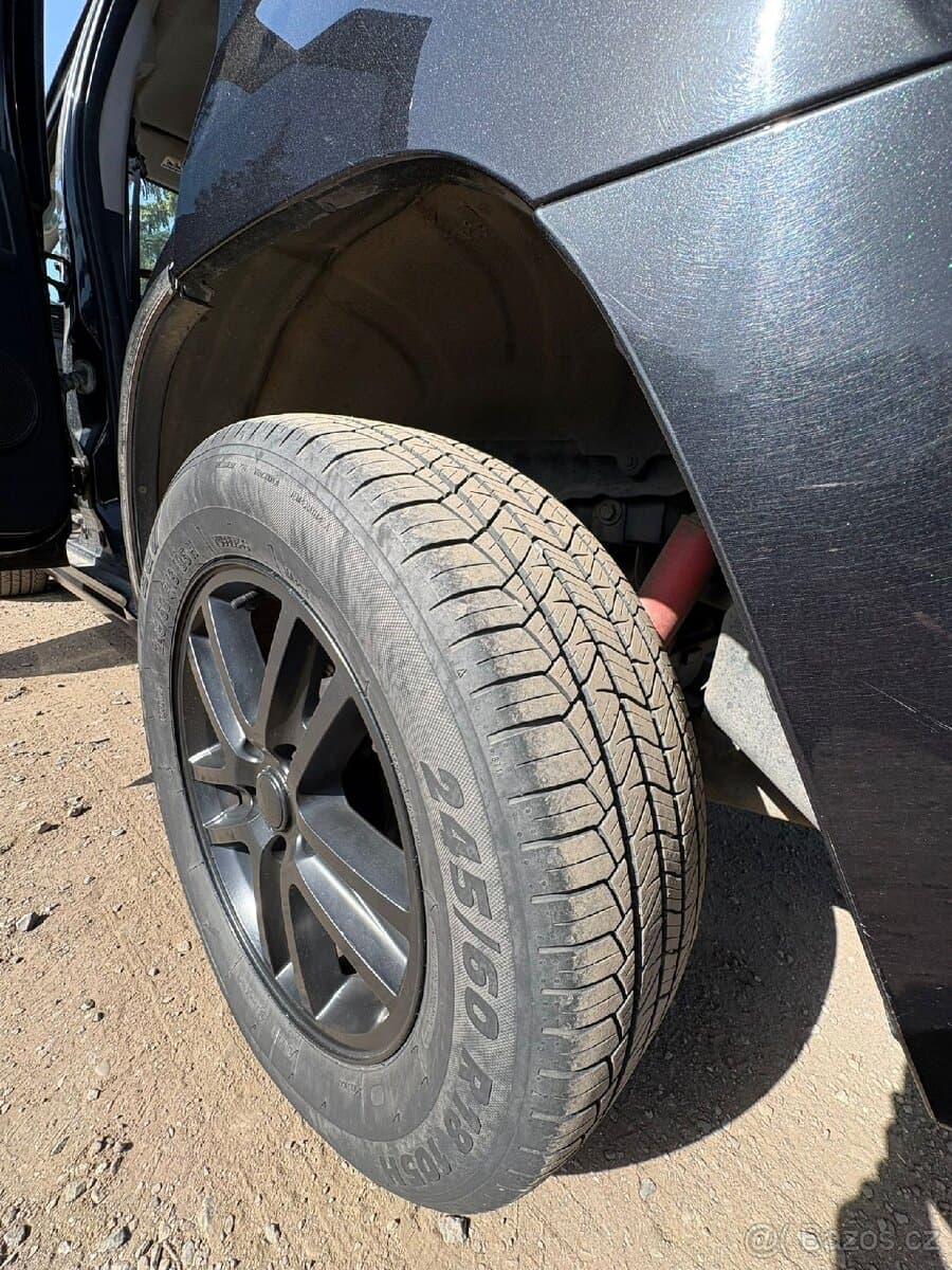 2008 Jeep CHEROKEE - 16