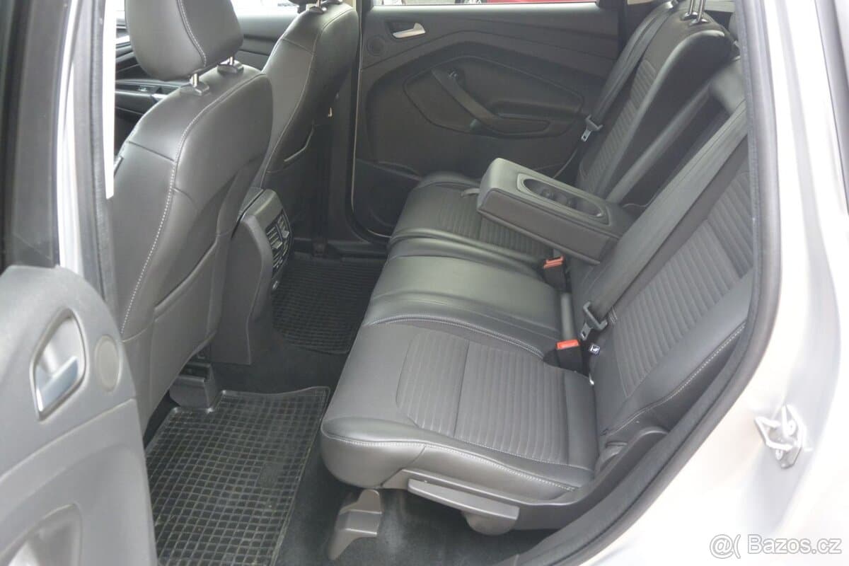 2017 Ford KUGA - 16