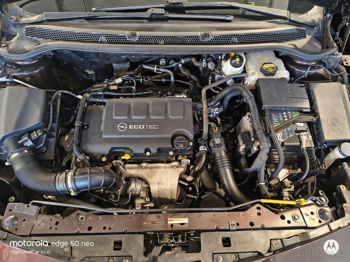2013 Opel ASTRA - 16