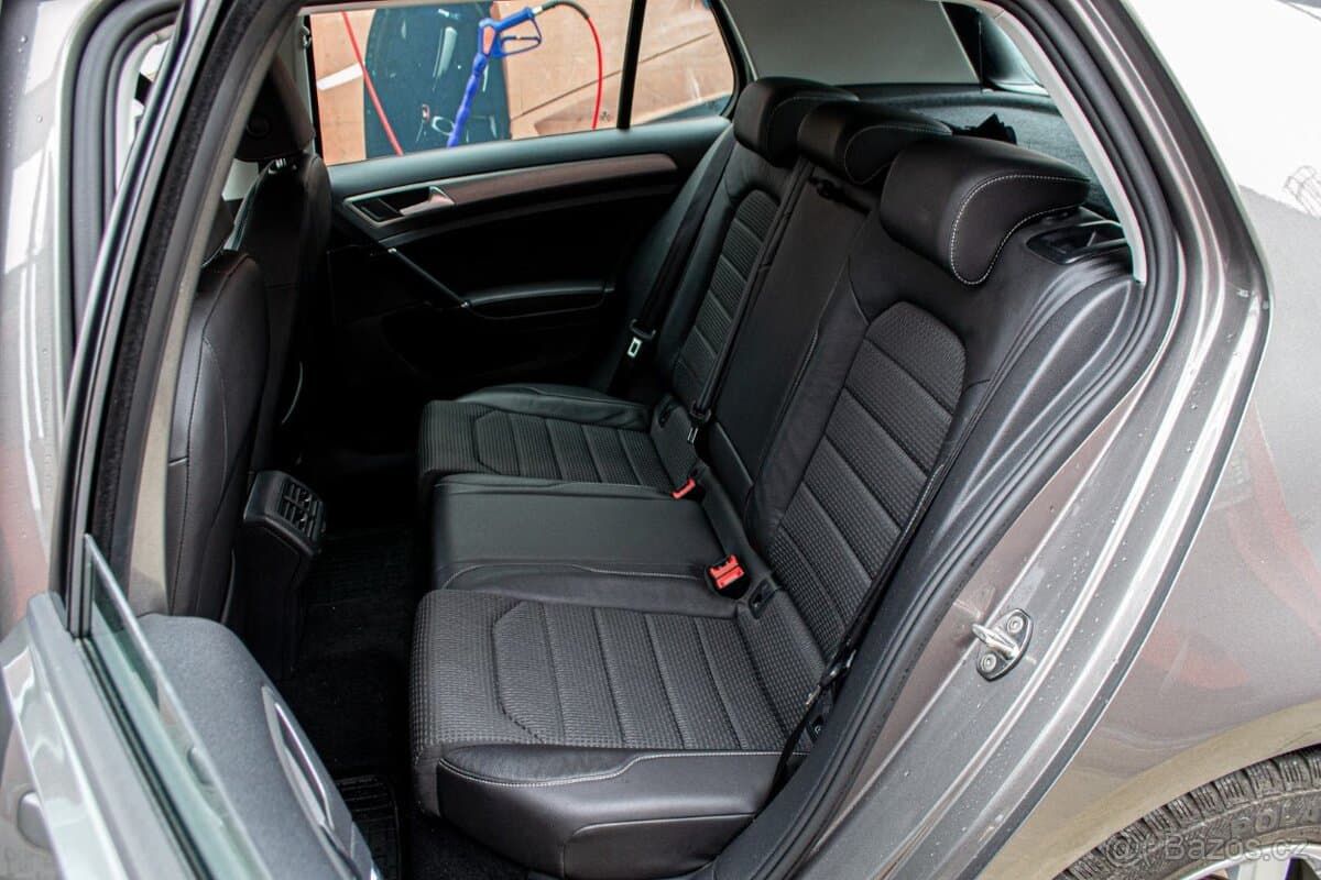 2016 Volkswagen GOLF - 16