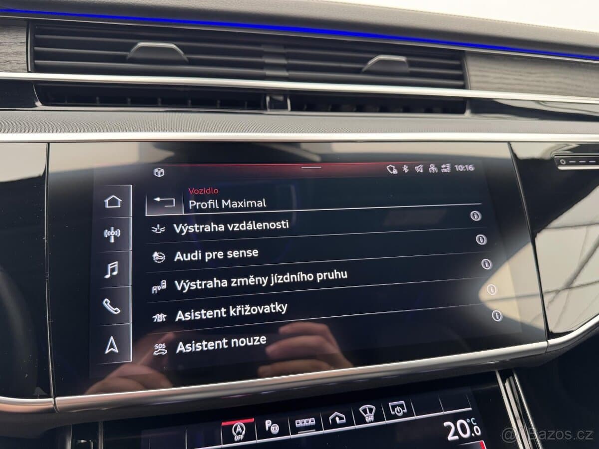 2022 Audi A8 - 16