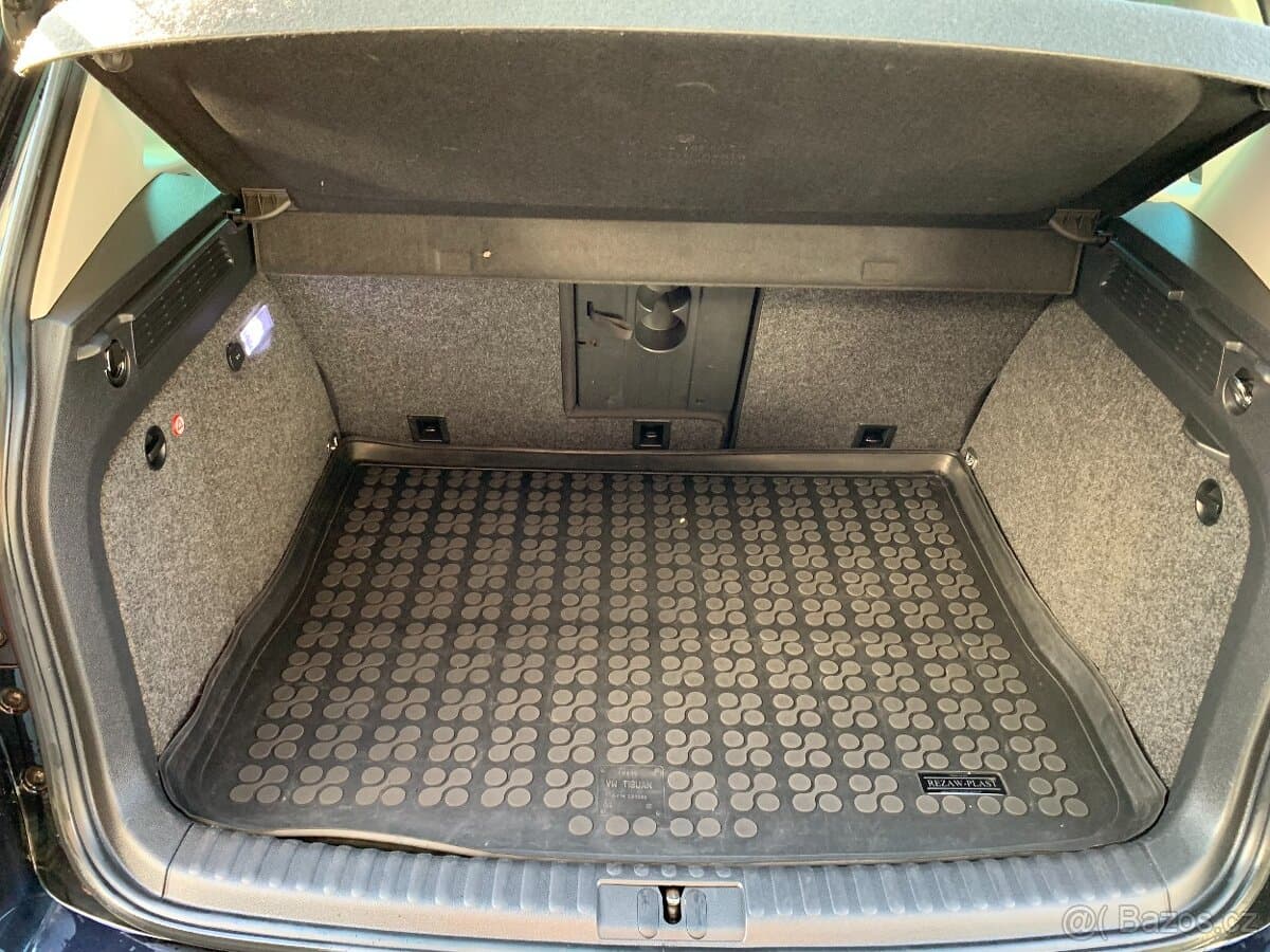 2008 Volkswagen TIGUAN - 16