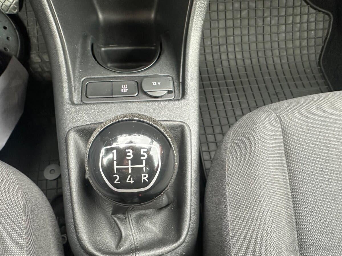 2021 Volkswagen UP! - 16