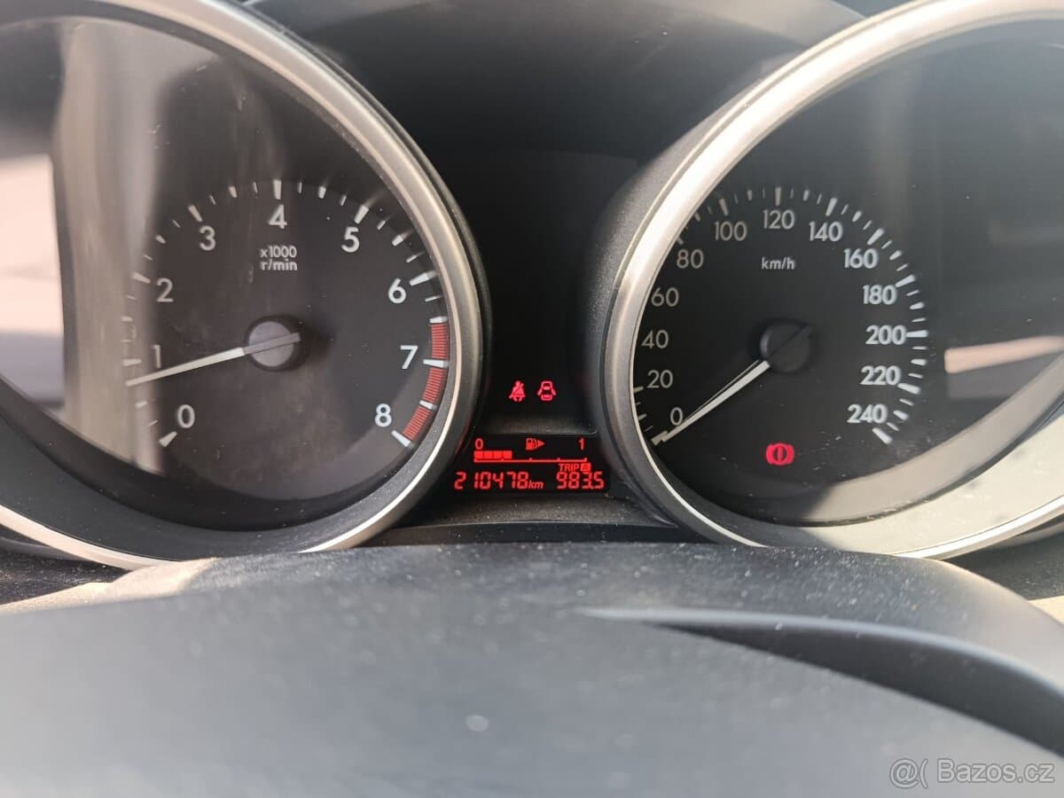 2012 Mazda 5 - 16