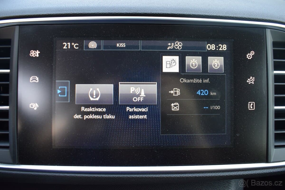 2015 Peugeot 308 - 16