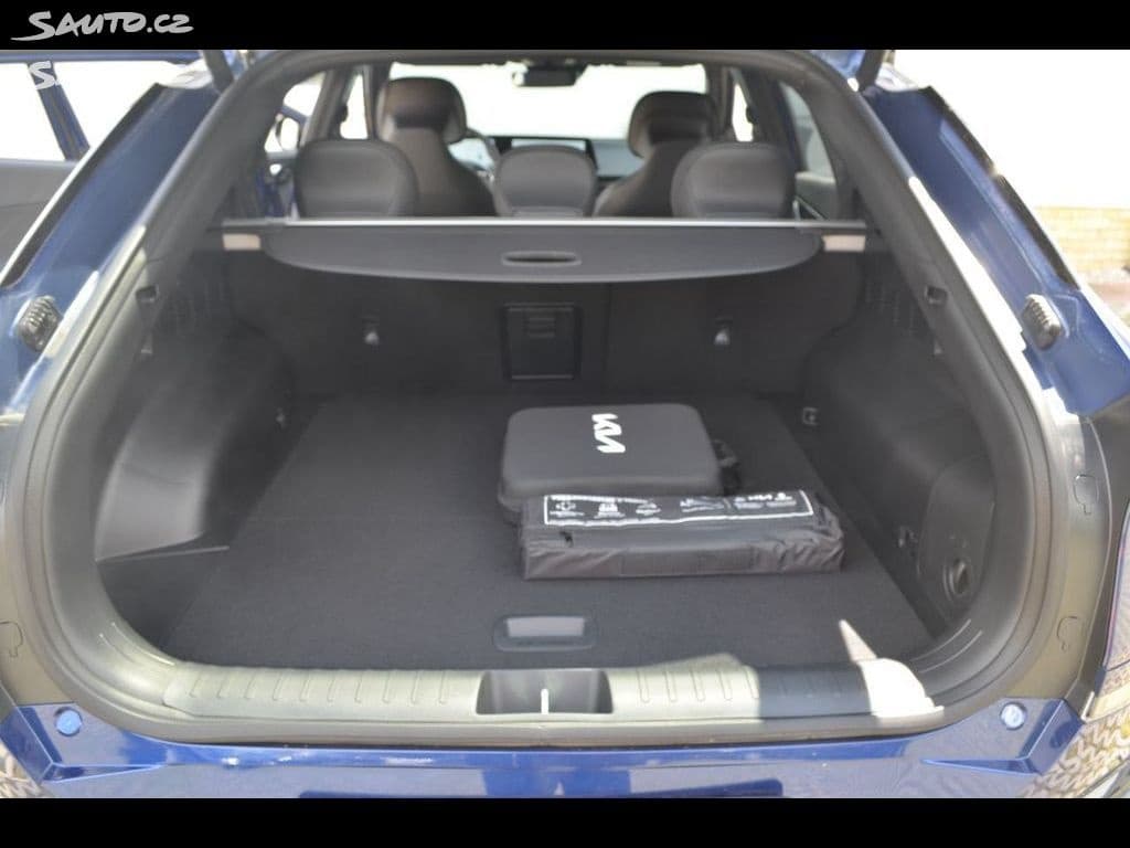2023 Kia EV6 - 16