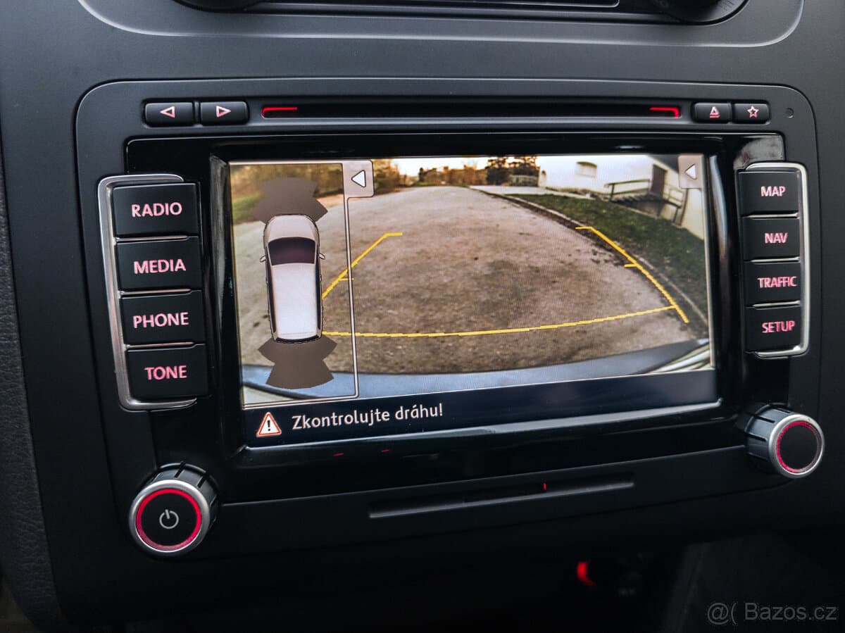 2011 Volkswagen TOURAN - 16