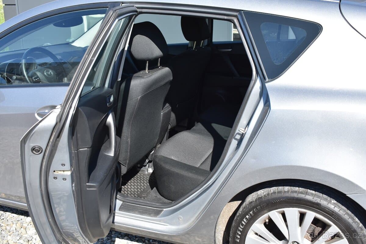 2012 Mazda 3 - 16