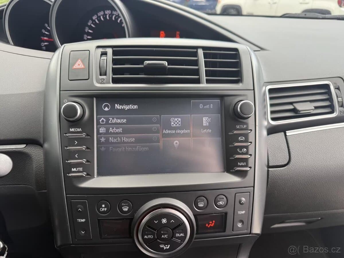 2017 Toyota VERSO - 16